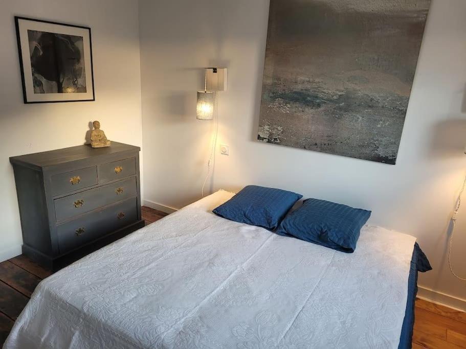 Appartement De Charme Dans Ancienne Cave A Vin 르불루 외부 사진