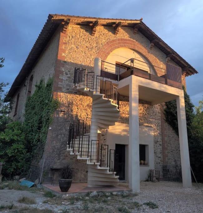 Appartement De Charme Dans Ancienne Cave A Vin 르불루 외부 사진